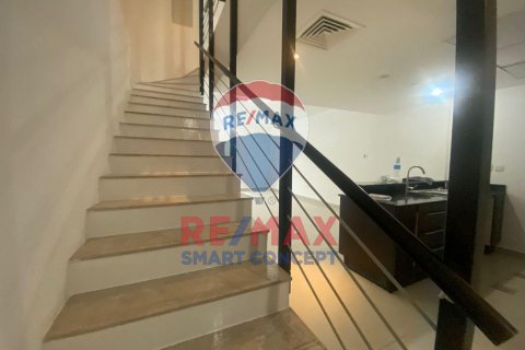 Villa uthyres i Al Reef, Abu Dhabi, UAE 3 sovrum, 174.1 kvm Nr. 533646 - fotografi 5