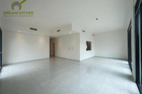 Villa te koop in Mina Al Arab, Ras Al Khaimah, VAE 4 slaapkamers, 354.8 vr.m., nr 454589 - foto 3