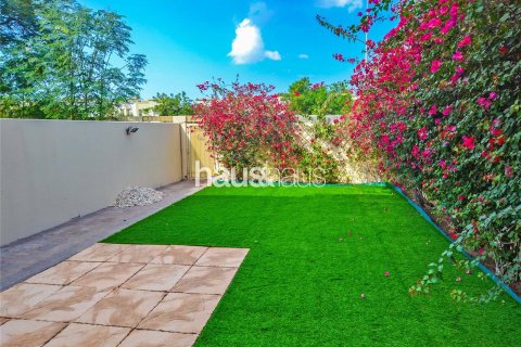 Vilă de închiriat în The Springs, Dubai, EAU 2 dormitoare, 157 mp.  №626643 - poză 13