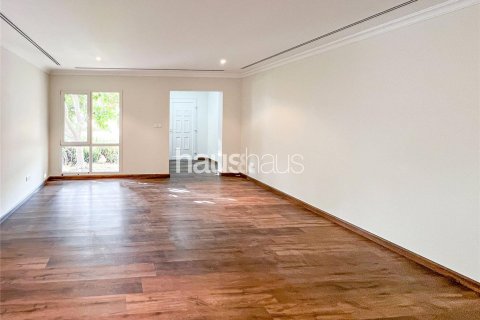 Meadows, Dubai, BAE’de kiralık villa 3 yatak odası, 515 m&sup2; No 626637 - fotoğraf 2