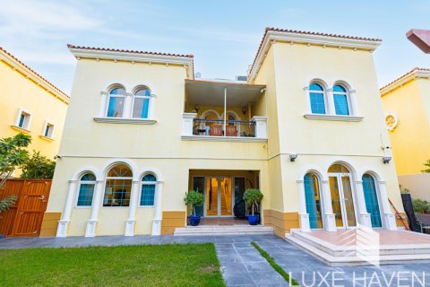 Villa i Jumeirah Park, Dubai, Emiratene 3 soverom, 284.75 kvm nr. 391506