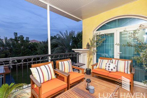 Vilă de închiriat în Jumeirah Park, Dubai, EAU 3 dormitoare, 284.75 mp.  №391506 - poză 13