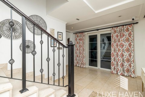 Vilă de închiriat în Jumeirah Park, Dubai, EAU 3 dormitoare, 284.75 mp.  №391506 - poză 5