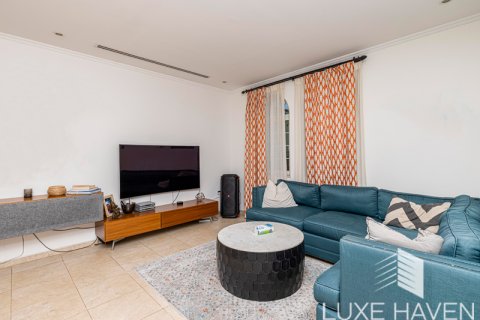 Vilă de închiriat în Jumeirah Park, Dubai, EAU 3 dormitoare, 284.75 mp.  №391506 - poză 30