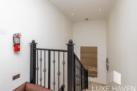 Vilă de închiriat în Jumeirah Park, Dubai, EAU 3 dormitoare, 284.75 mp.  №391506 - poză 19