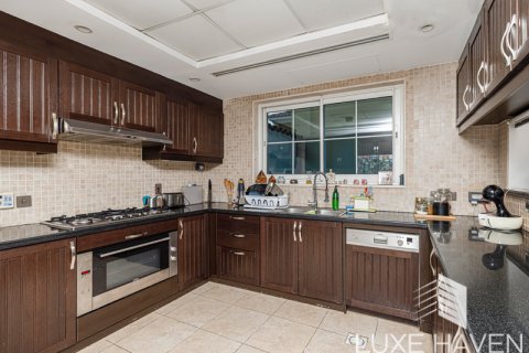 Vilă de închiriat în Jumeirah Park, Dubai, EAU 3 dormitoare, 284.75 mp.  №391506 - poză 22