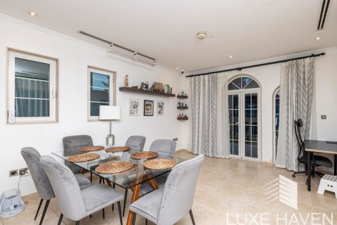 Vilă de închiriat în Jumeirah Park, Dubai, EAU 3 dormitoare, 284.75 mp.  №391506 - poză 24