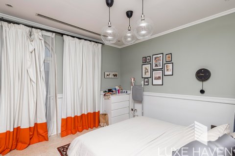 Vilă de închiriat în Jumeirah Park, Dubai, EAU 3 dormitoare, 284.75 mp.  №391506 - poză 17