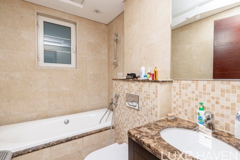 Vilă de închiriat în Jumeirah Park, Dubai, EAU 3 dormitoare, 284.75 mp.  №391506 - poză 15