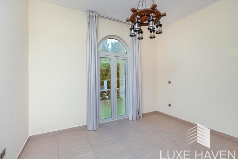 Villa itt: Jumeirah Park, Dubai, EAE, 4 hálószoba, 455.22 m², azonosító: 391507 - fénykép 19