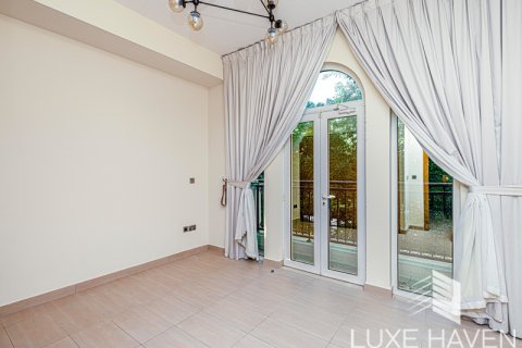 Villa itt: Jumeirah Park, Dubai, EAE, 4 hálószoba, 455.22 m², azonosító: 391507 - fénykép 22