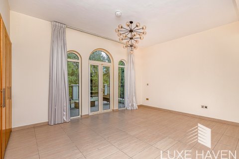 Villa itt: Jumeirah Park, Dubai, EAE, 4 hálószoba, 455.22 m², azonosító: 391507 - fénykép 12