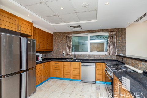 Villa itt: Jumeirah Park, Dubai, EAE, 4 hálószoba, 455.22 m², azonosító: 391507 - fénykép 29
