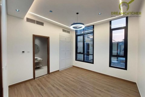 Vila di Al Helio, Ajman, UEA 5 kamar tidur, 385.5 m2 nomor 454628 - foto 12