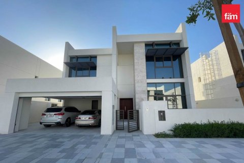 Villa in Dubai, VAE: 4 Schlafzimmer, 570 m2 Nr. 632878