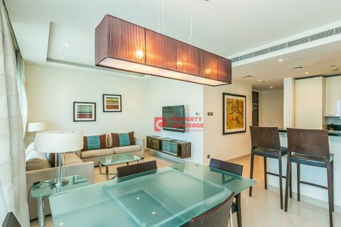 Korter asukohaga Jumeirah Lake Towers, Dubai, AÜE: 1 magamistoaga, 75 m² Nr 542221