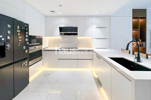 Apartment in Palm Jumeirah, Dubai, UAE 2 bedrooms, 167 sq.m. № 626233 - photo 5