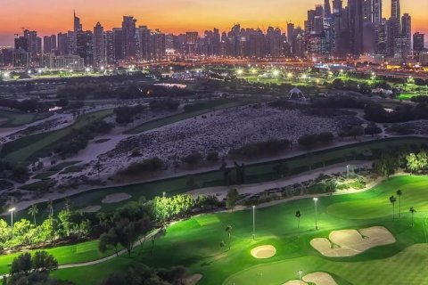 Apartment til salg i Dubai, UAE 2 soveværelser, 85.5 kvm № 573535 - foto 10