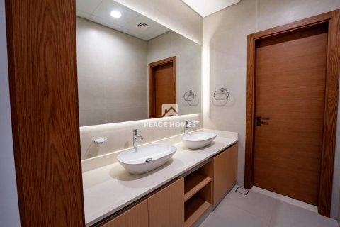 Vila u Sharjah, UAE 3 spavaćih soba, 381 m2 Br. 432357 - fotografija 11
