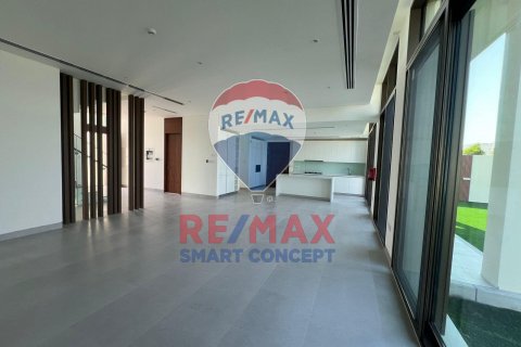 Vila u Abu Dhabi, UAE 4 spavaćih soba, 876.1 m2 Br. 580488 - fotografija 4