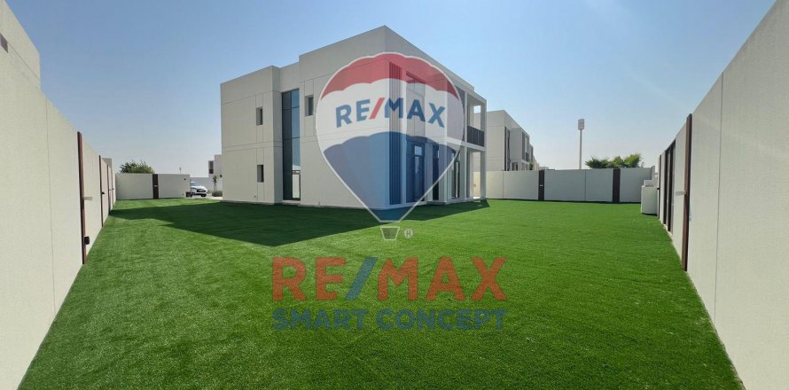 Vila u Abu Dhabi, UAE 876.1 m2, 4 spavaćih soba Br. 580488