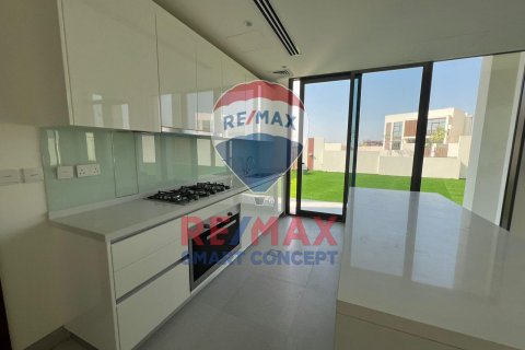 Vila u Abu Dhabi, UAE 4 spavaćih soba, 876.1 m2 Br. 580488 - fotografija 7