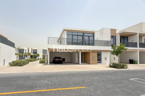 Vila u gradu Arabian Ranches 3, Dubai, UAE 4 spavaće sobe, 301 m2 Br. 626725 - Slika 2
