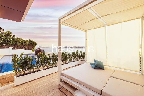 וילה להשכרה ב Palm Jumeirah, Dubai, איחוד האמירויות  4 חדרי שינה, 687 מ"ר, מספר 626726 - תמונה 19