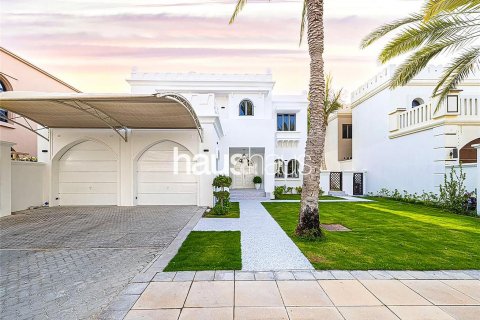וילה להשכרה ב Palm Jumeirah, Dubai, איחוד האמירויות  4 חדרי שינה, 687 מ"ר, מספר 626726 - תמונה 7