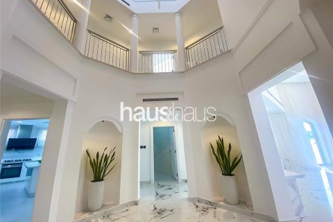 וילה להשכרה ב Palm Jumeirah, Dubai, איחוד האמירויות  4 חדרי שינה, 687 מ"ר, מספר 626726 - תמונה 8