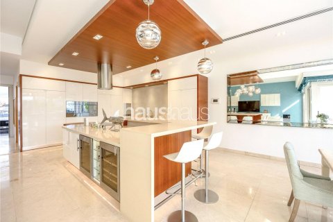 Kuća u nizu u gradu Palm Jumeirah, Dubai, UAE 5 spavaće sobe, 327 m2 Br. 626724 - Slika 16