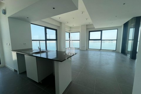 Apartment in Al Reem Island, Abu Dhabi, UAE 3 bedrooms, 158.3 sq.m. № 533295 - photo 12