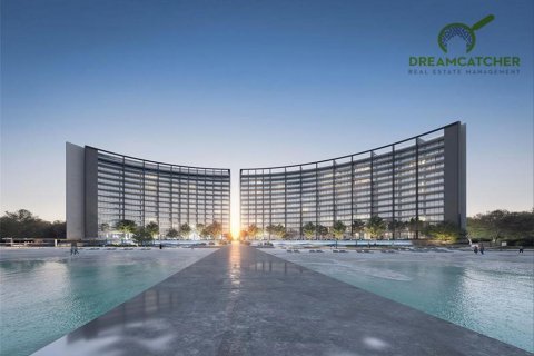 Korter asukohaga Al Heerah, Sharjah, AÜE: 3 magamistoaga, 267.2 m² Nr 489003