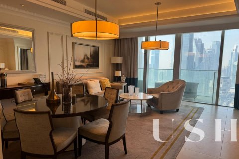 Apartment in Downtown Dubai (Downtown Burj Dubai), UAE 2 bedrooms, 135 sq.m. № 620457 - photo 2