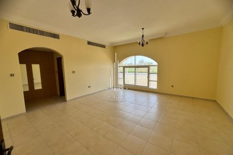 Willa do wynajęcia w Abu Dhabi, ZEA 8 sypialnie, 603.9 mkw., nr 534188 - zdjęcie 15