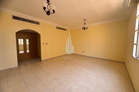 Willa do wynajęcia w Abu Dhabi, ZEA 8 sypialnie, 603.9 mkw., nr 534188 - zdjęcie 20