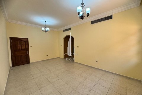 Willa do wynajęcia w Abu Dhabi, ZEA 8 sypialnie, 603.9 mkw., nr 534188 - zdjęcie 4