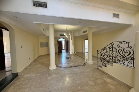 Willa do wynajęcia w Abu Dhabi, ZEA 8 sypialnie, 603.9 mkw., nr 534188 - zdjęcie 22