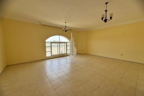 Willa do wynajęcia w Abu Dhabi, ZEA 8 sypialnie, 603.9 mkw., nr 534188 - zdjęcie 13