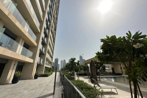דירה למכירה ב Dubai, איחוד האמירויות  3 חדרי שינה, 122 מ"ר, מספר 542312 - תמונה 2