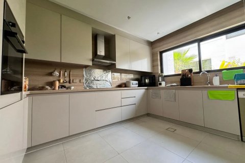 Villa til salg i Dubai, UAE 5 soveværelser, 400 kvm № 542316 - foto 3