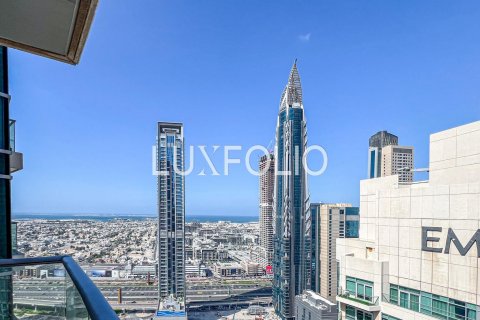 דירה למכירה ב Downtown Dubai (Downtown Burj Dubai), Dubai, איחוד האמירויות  2 חדרי שינה, 119 מ"ר, מספר 627468 - תמונה 8
