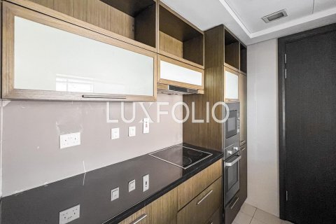 דירה למכירה ב Downtown Dubai (Downtown Burj Dubai), Dubai, איחוד האמירויות  2 חדרי שינה, 119 מ"ר, מספר 627468 - תמונה 14
