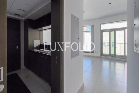 דירה למכירה ב Downtown Dubai (Downtown Burj Dubai), Dubai, איחוד האמירויות  2 חדרי שינה, 119 מ"ר, מספר 627468 - תמונה 19
