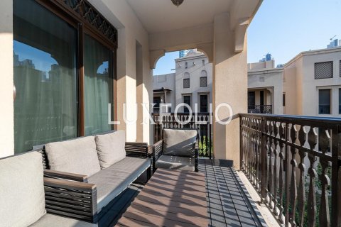 Apartment til salg i Old Town, Dubai, UAE 3 soveværelser, 200 kvm № 627465 - foto 8