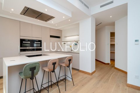 Dzīvoklis Old Town, Dubaijā, AAE 3 istabas, 200 m2 Nr. 627465