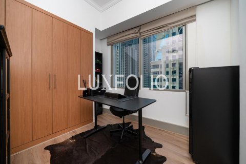 Appartamento in vendita a Dubai Marina, Dubai, EAU 3 camere da letto, 156 mq. № 627888 - foto 15