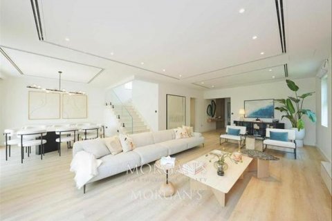 Villa in Arabian Ranches 2, Dubai, UAE 4 bedrooms, 405 sq.m. № 541444 - photo 4