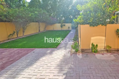 Vila u Arabian Ranches, Dubai, UAE 3 spavaćih soba, 273 m2 Br. 625830 - fotografija 10