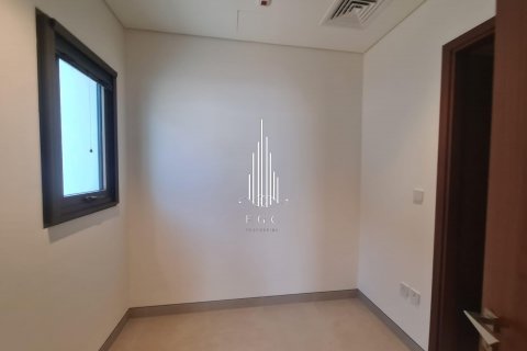 فيلا للإيجار في أبو ظبي، الإمارات العربية المتحدة 5 غرفة نوم ، 779.9 متر مربع ، رقم 540927 - صورة 10